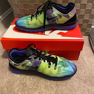 Nike free run athletic shoe